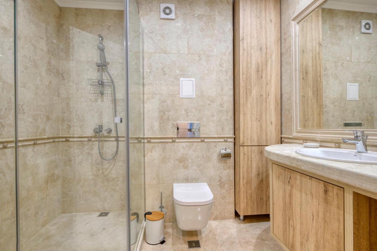 Apartment Grand Karavel Centre Varna Dış mekan fotoğraf