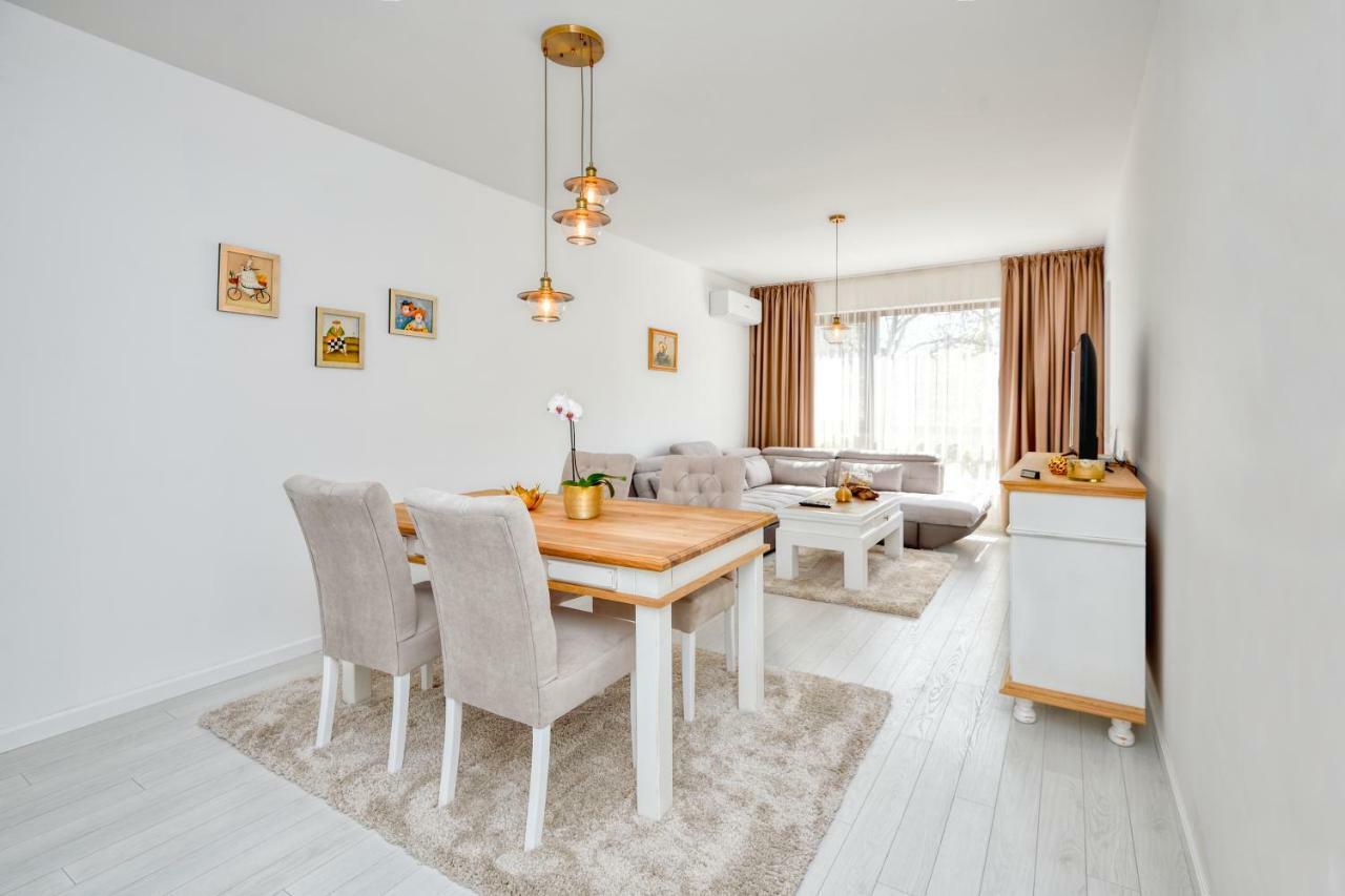 Apartment Grand Karavel Centre Varna Dış mekan fotoğraf